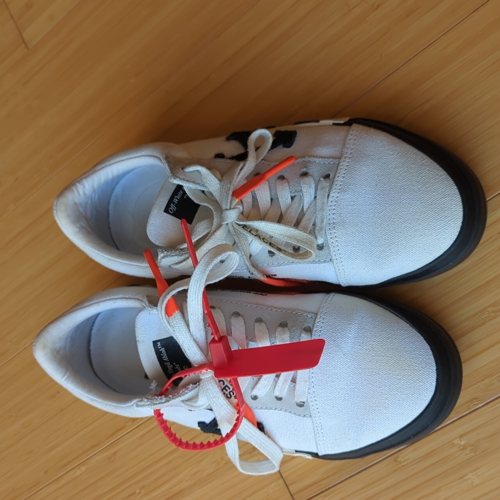 COPY - COPY - Off White Sneakers
